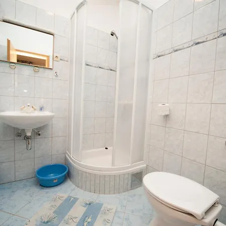 Apartment Mato With Balconies, Garden & The Sea View