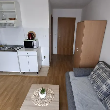 Mato With Balconies, Garden & The Sea View Apartment Seget Vranjica