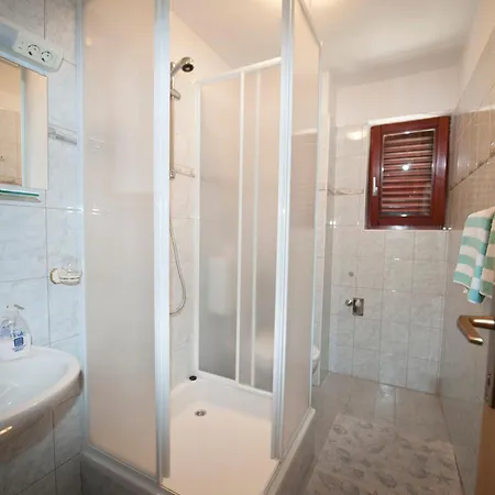 Mato With Balconies, Garden & The Sea View *